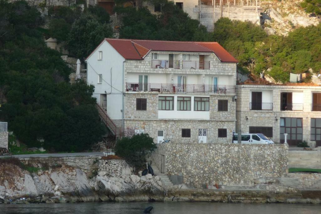 Villa Anita Sobra Exterior photo